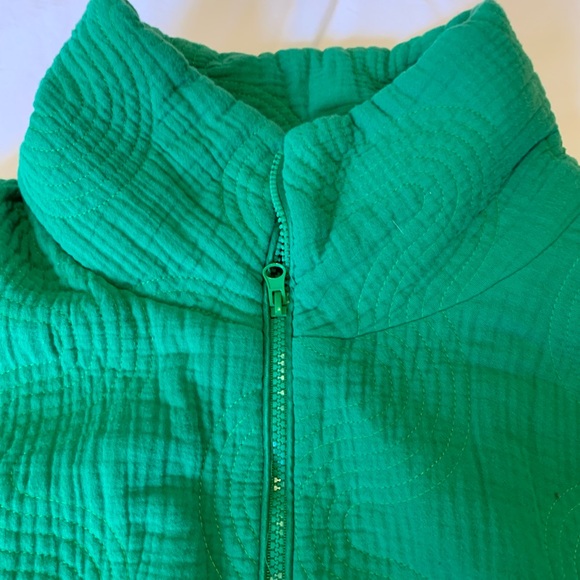 Green sweater jacket! - Picture 3 of 5
